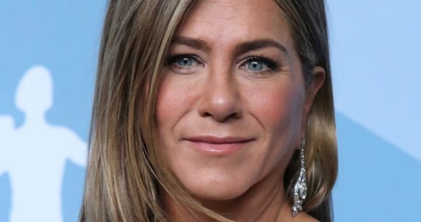 Jennifer Aniston reportedly kept to herself at Matthew Perry’s funeral, Entertainment News