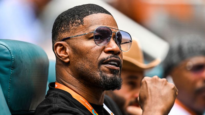 Jamie Foxx remains hospitalized nearly a week after ‘medical complication’