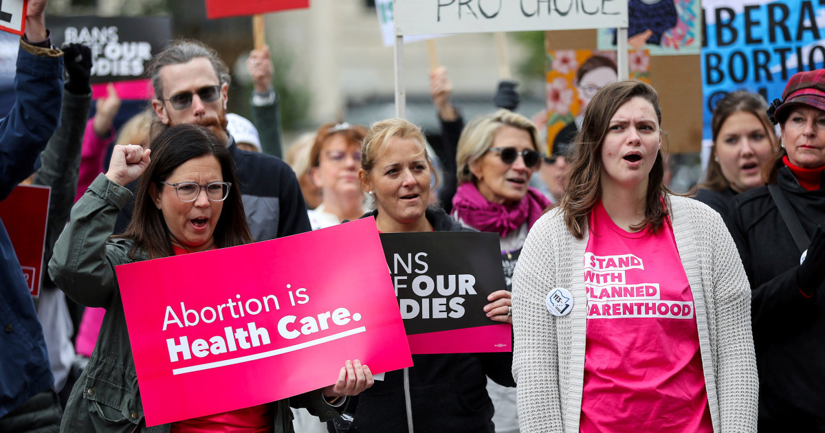 Ohio voters enshrine abortion rights in state constitution