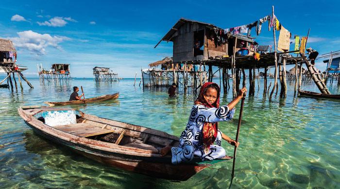 Fish People: Meet Bajau tribals who can hold breath for 10 minutes underwater â€” But how?