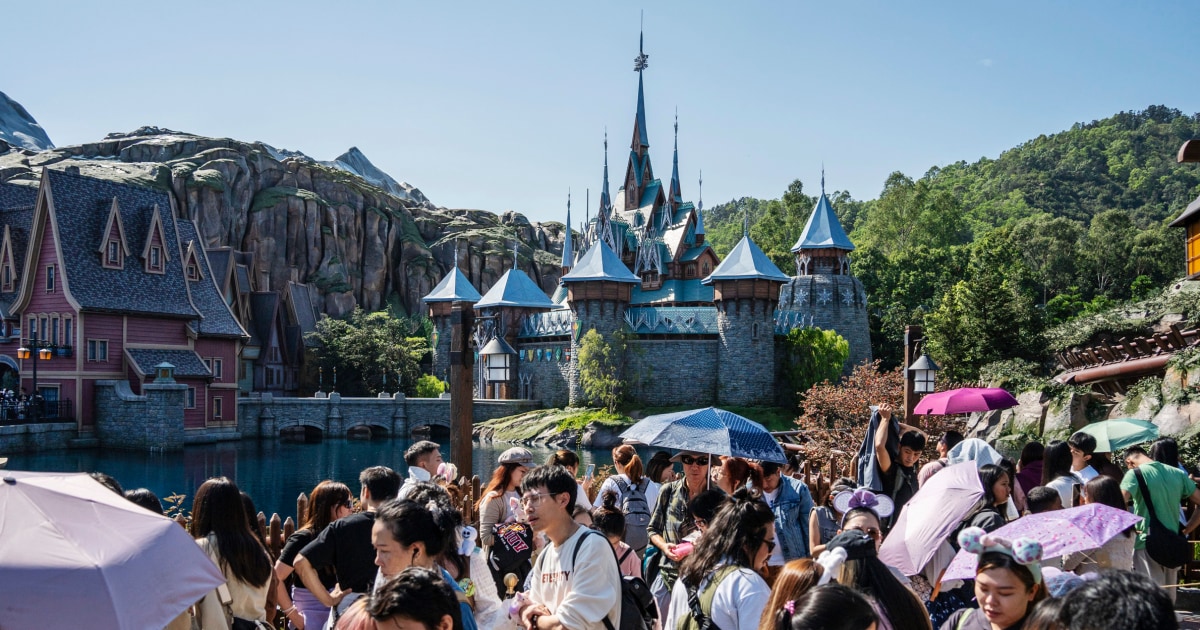 Disneyland’s first ‘Frozen’-themed attraction opens at Hong Kong park