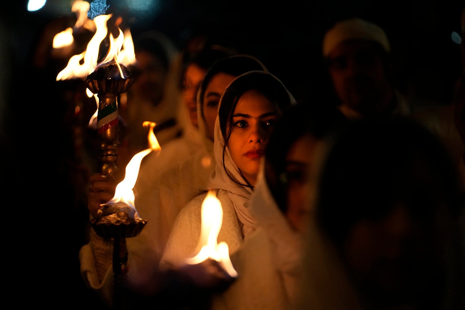 Photos of the Week: Iranian Zoroastrians, Chabad-Lubavitch Jewish Women